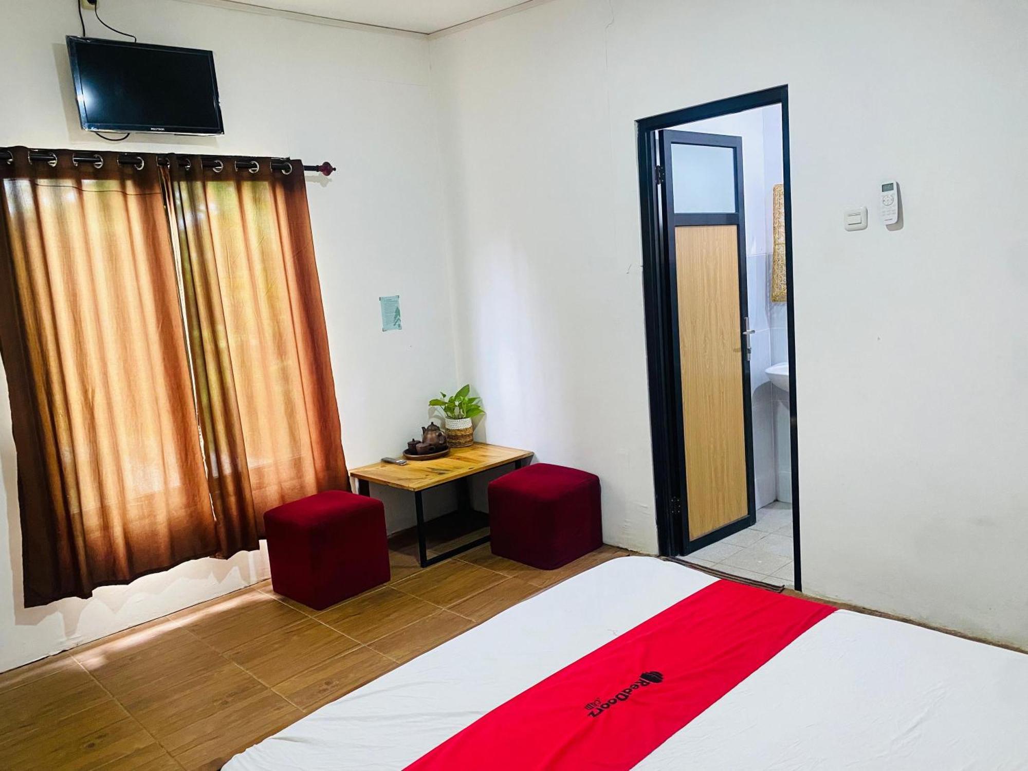 Reddoorz Syariah Near Wisata Durensewu Pandaan Jetak Exteriör bild