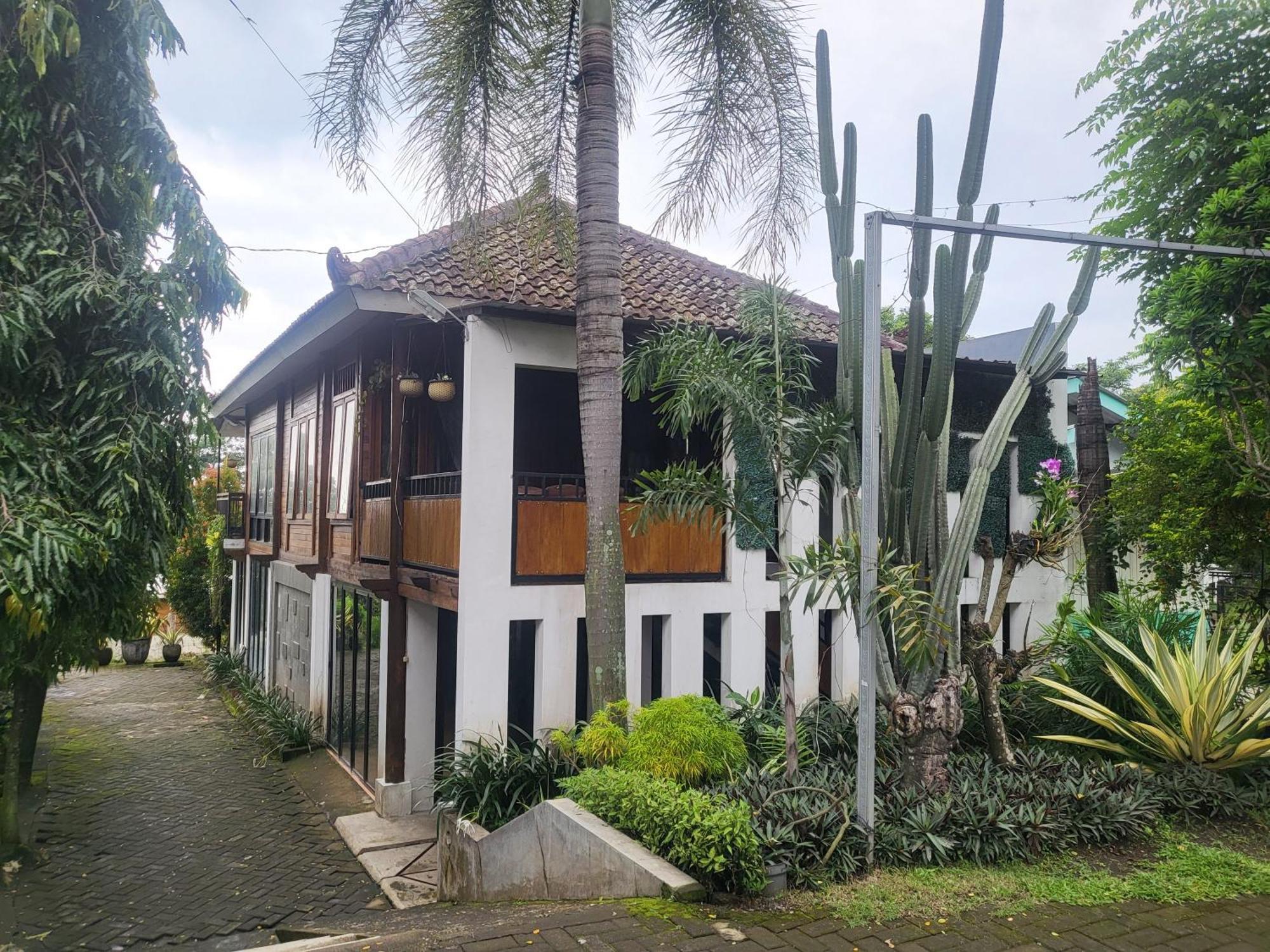 Reddoorz Syariah Near Wisata Durensewu Pandaan Jetak Exteriör bild