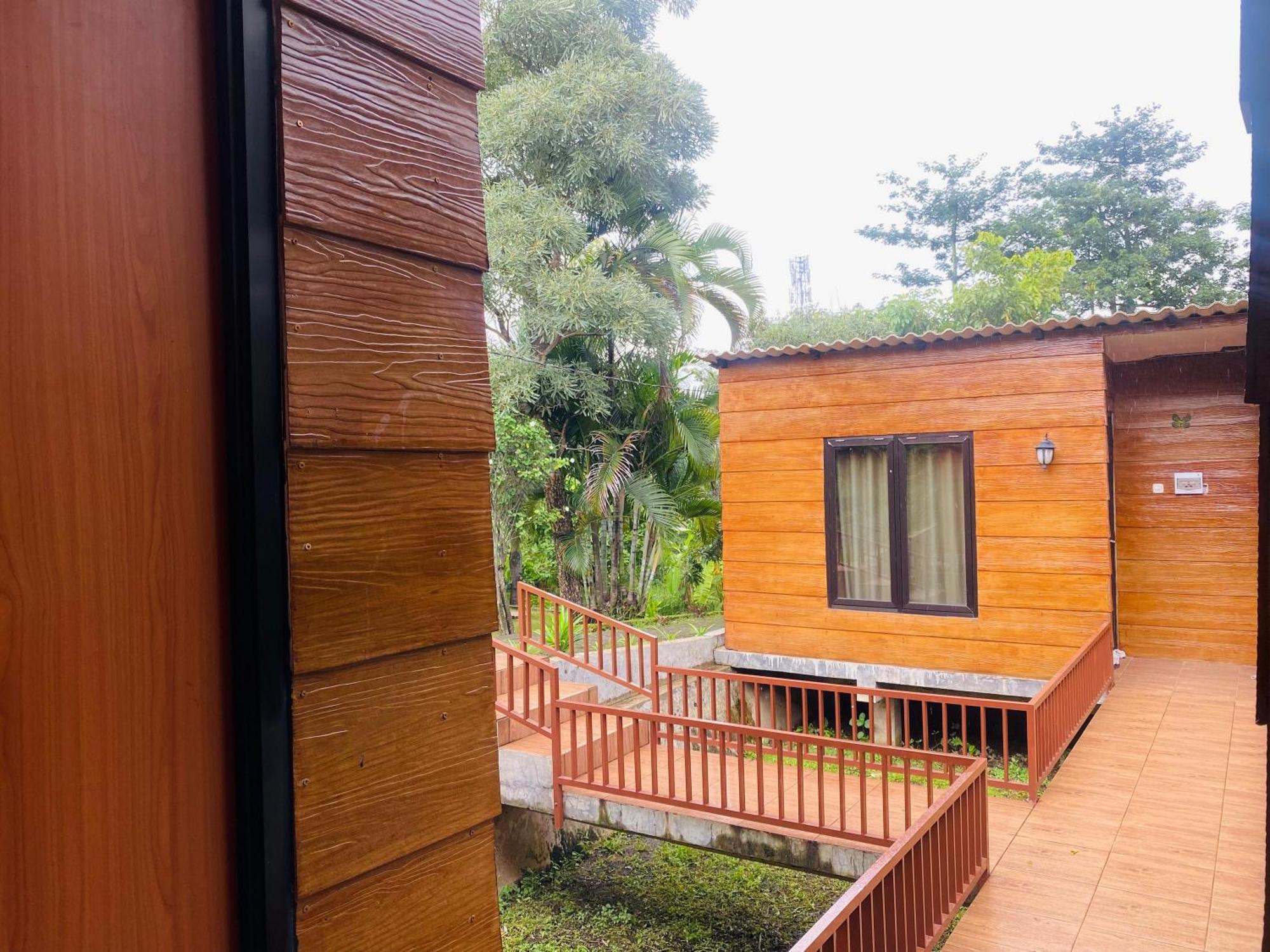 Reddoorz Syariah Near Wisata Durensewu Pandaan Jetak Exteriör bild